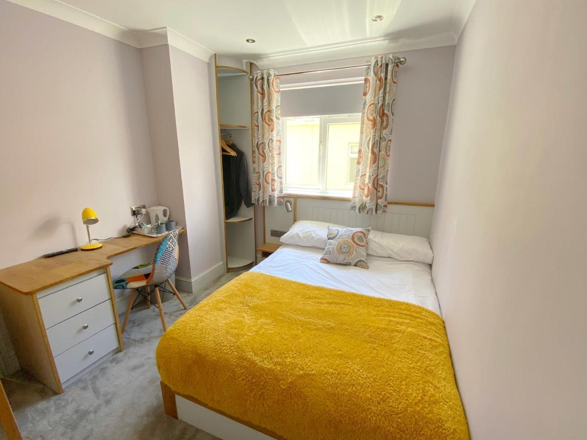 Orchard House Bed & Breakfast Swindon Exterior foto